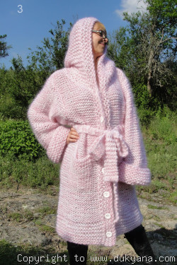 Chunky white-pink mix hooded cardigan