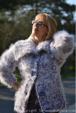 Mohair and wool mix chunky cardigan with collar in white
