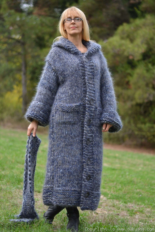 Chunky and thick long mohair cardigan in gray mix