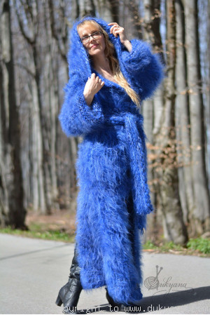 Chunky and thick long mohair cardigan in blue