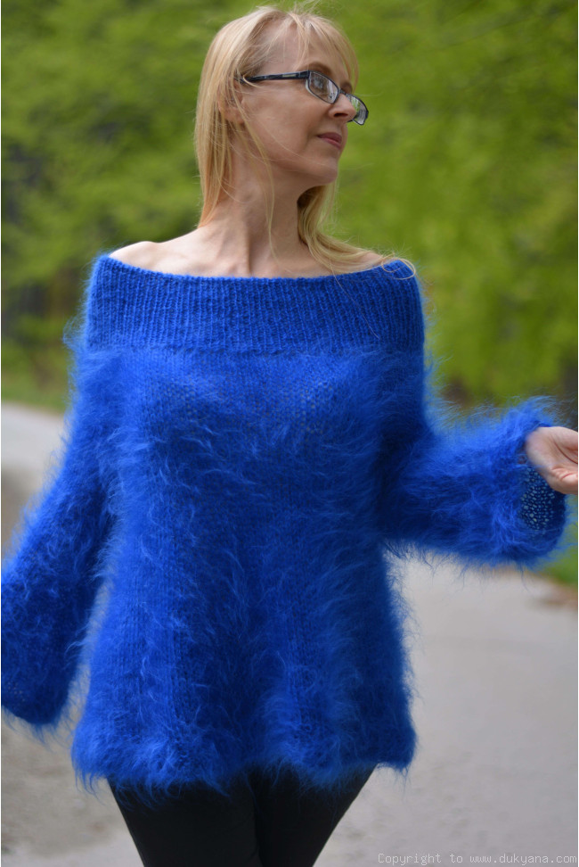 Off-shoulder cropped summer mohair sweater in royal blue/CR29