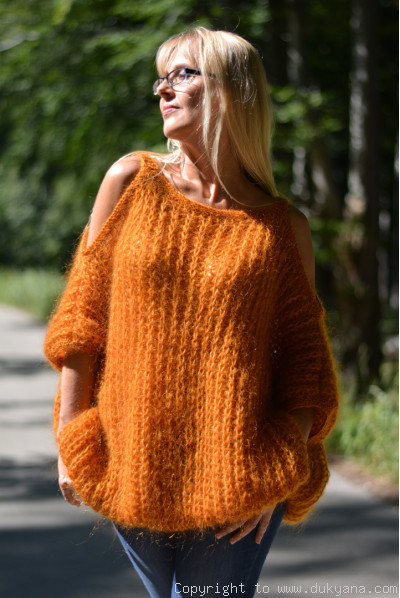 Balloon summer mohair sweater with straps in pumpkin orange