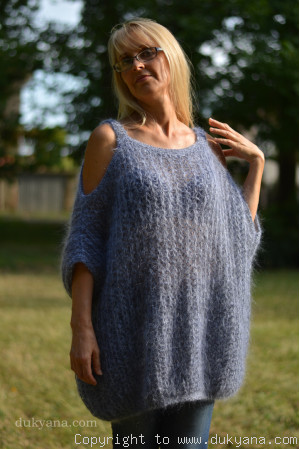 Balloon summer mohair sweater with straps in denim 