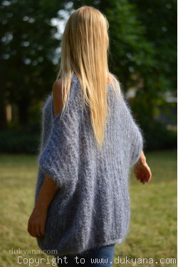 Handmade balloon mohair sweater in gray with cold sleeves