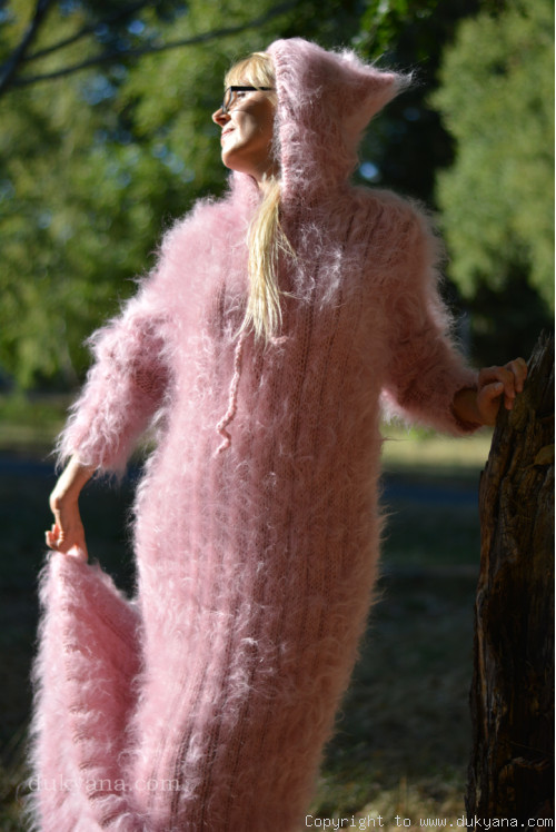 Hooded mohair dress in light pink One size