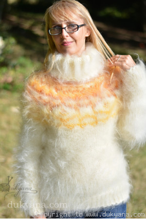Hand knitted fuzzy Icelandic T-neck mohair sweater in Ivory