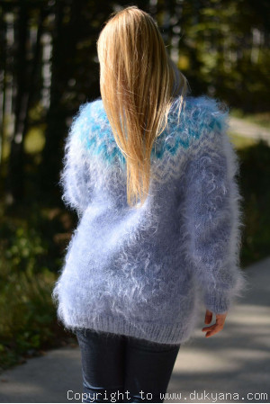 Hand knitted Icelandic T-neck mohair sweater in blue Lopapeysa