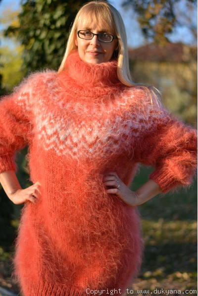 Fuzzy and soft Icelandic T-neck mohair sweater dress in coral Lopapeysa