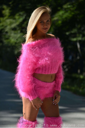 Fuzzy mohair set in hot pink