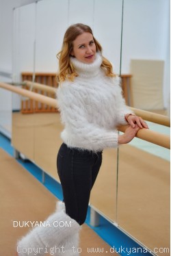 Hand knitted soft and silky cropped mohair Tneck and leggings