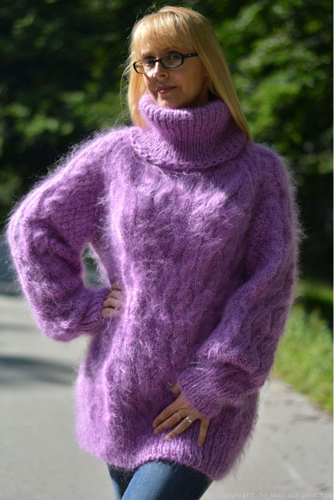 Handmade soft mohair Raglan sleeve Tneck cable sweater/T25
