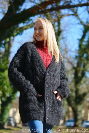 Cabled mens V-neck cardigan in black