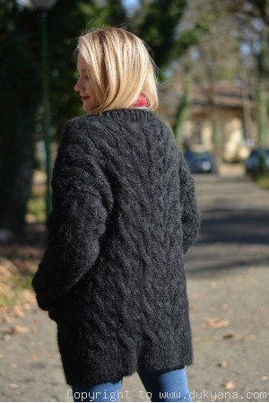 Cabled mens V-neck cardigan in black