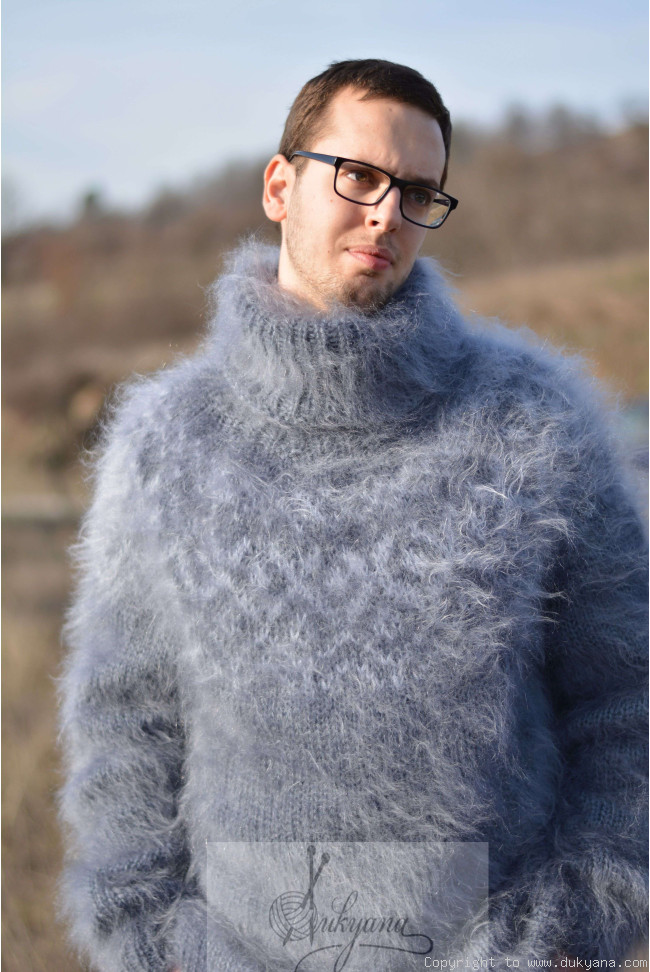 Hand knitted fuzzy Icelandic mohair sweater/IM28