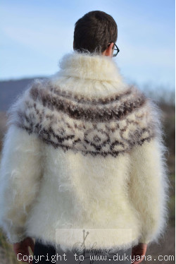 Icelandic T-neck mohair sweater in cream and brown