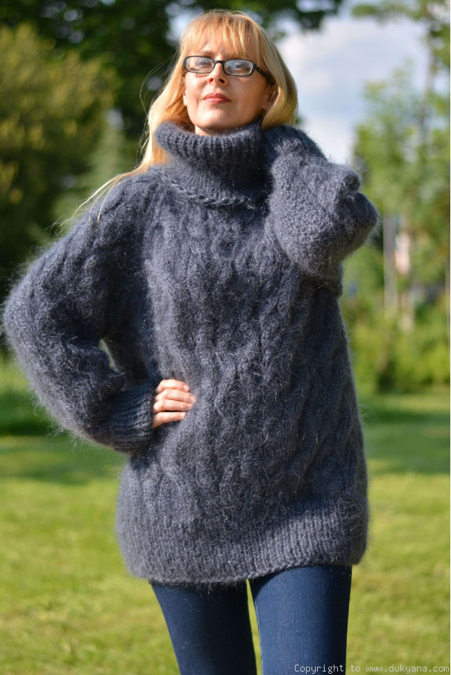 Handmade soft mohair Raglan sleeve Tneck cable sweater mens/TM37