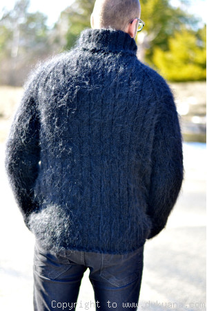 Casual mens mohair sweater hand knitted Tneck pullover in black