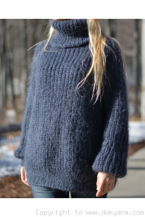 Hand knitted mohair sweater with raglan sleeve steel gray