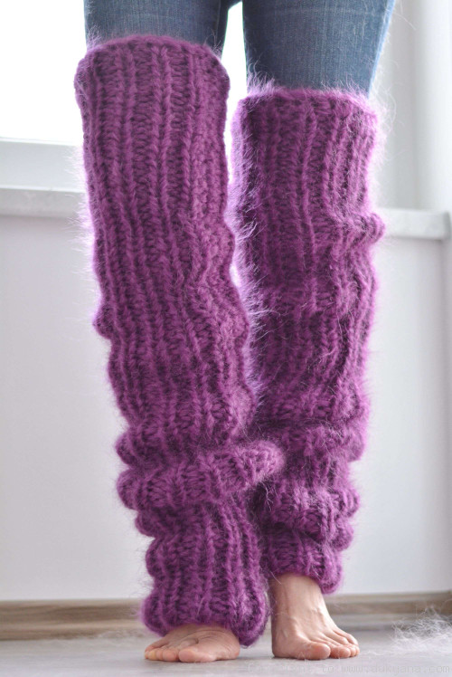 Chunky and thick huge mohair legwarmers in purple