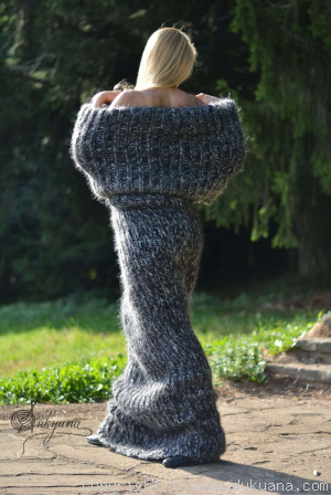 Chunky mohair tube scarf in gray mix