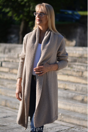Cotton cardigan with a shawl collar and open fronts in beige