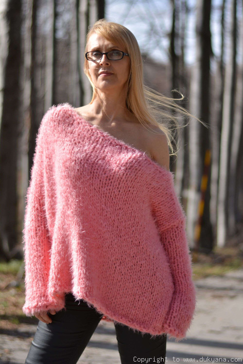 Hand knitted super soft and fuzzy slouchy summer sweater in pink