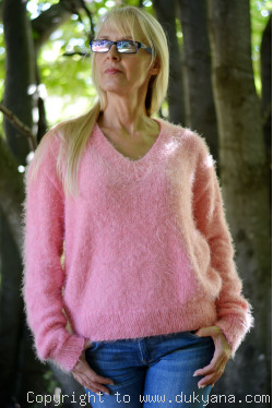 Angora-like soft summer Vneck sweater in pink
