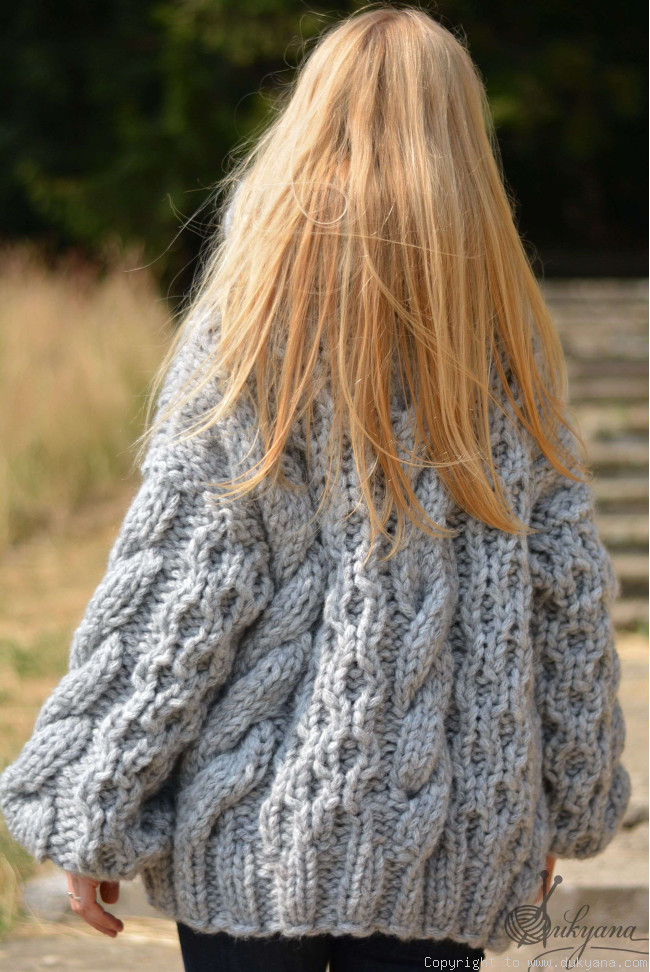 One size chunky wool unisex sweater
