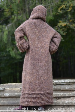 Chunky wool cardigan in brown