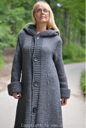 Long flared wool cardigan with a hood in gray