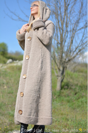 Long flared wool cardigan with a hood in beige