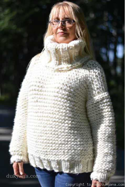 Hand Knit Sweater White Turtle Neck Sweater Short White Sweater Handmade  Wool Sweater Knit Sweater Wool Pullover Warm Sweater Oversize S -   Canada