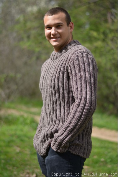 Mens crewneck wool sweater-ribbed and in earthly brown