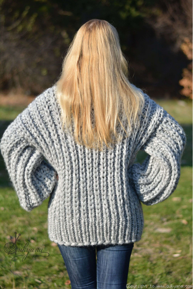 Dukyana handknit chunky sweater PURE WOOL jumper knitted merino