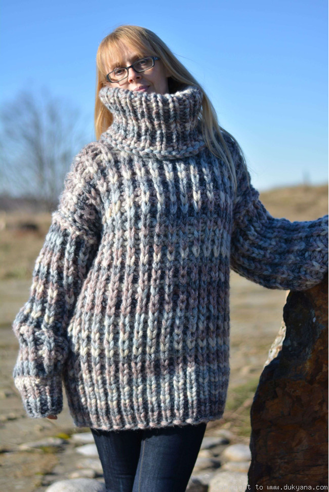Knitted mens sweater merino blend chunky Tneck marbled jumper/TM67